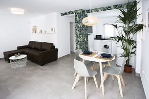 Mango & Tropical Apartment
