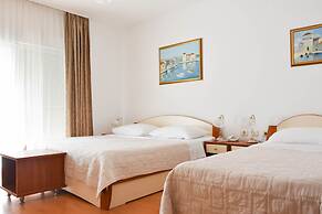 Hotel Adria