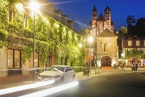 Hotel Restaurant Kaiserstuehler Hof