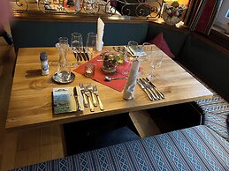 Hotel Restaurant Kaiserstuehler Hof