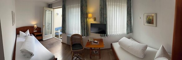 Hotel Restaurant Kaiserstuehler Hof