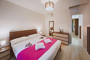 Elegant Pol's Loft 