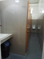 Bee-Force Backpackers - Hostel