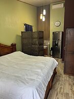 Hotel Vale's