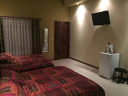 Hotel Vale's