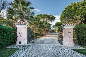 Villa in Quinta do Lago Resort 1025