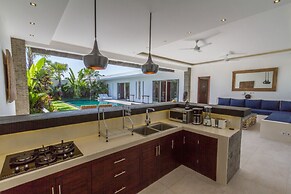 Private Villa in Seminyak 1156