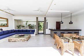 Private Villa in Seminyak 1156