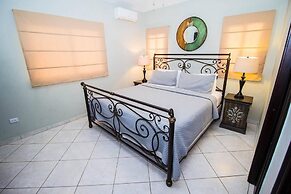 New! 6 Bedroom Ocean View