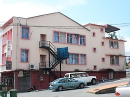 B&B Inn - Hostel
