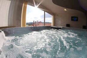 Hotel Lux