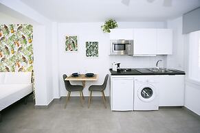 Lemon & Tropycal Apartment
