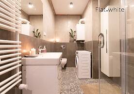 Flat White Apartamenty Zamkowa