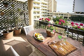 Heavenly & Ocean Blue Apartment