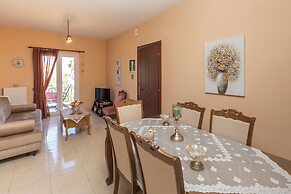 Elisso Apartment