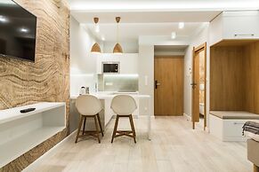 Royal Hill Residence