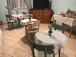 Achirina Bed and Breakfast