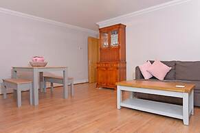 Stagedoor Apartment