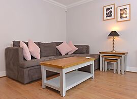 Stagedoor Apartment