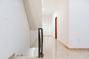 Hotel O Axl Residence