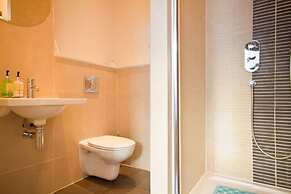 Gresham House 2-bed