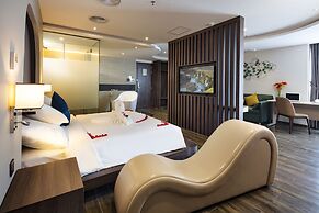 Amber Hotel