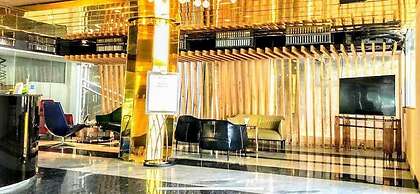 Grace Cox Smart Hotel
