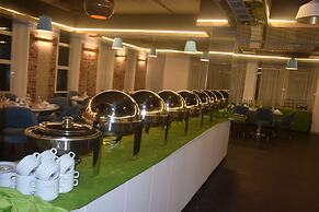 Grace Cox Smart Hotel