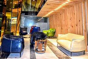 Grace Cox Smart Hotel