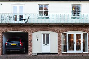 Silverdale Mews