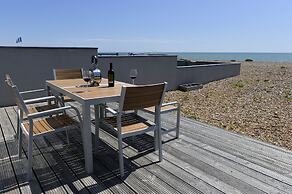 Pevensey Beach Retreat