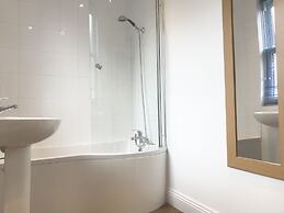 Lux Blu - Truro Apartment