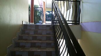Garden Inn