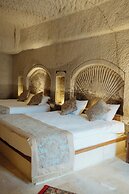 Kismet Cave Mansion