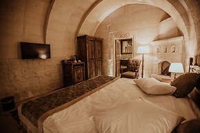Kismet Cave Mansion