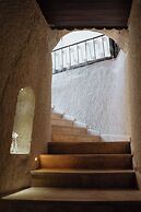 Kismet Cave Mansion