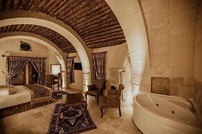 Kismet Cave Mansion