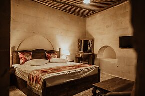 Kismet Cave Mansion