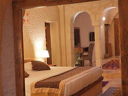 Kismet Cave Mansion