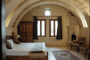 Kismet Cave Mansion