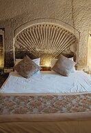 Kismet Cave Mansion
