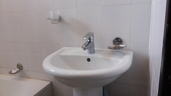 Global Friendship Hotel