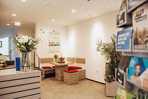 Central Hotel Garni