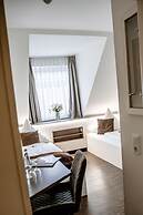 Central Hotel Garni