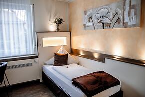 Central Hotel Garni