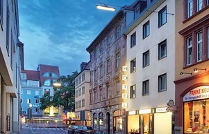 Central Hotel Garni