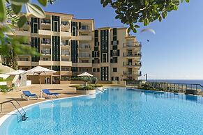 Vila Formosa I by An Island Apart