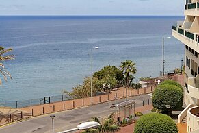 Promenade I by An Island Apart