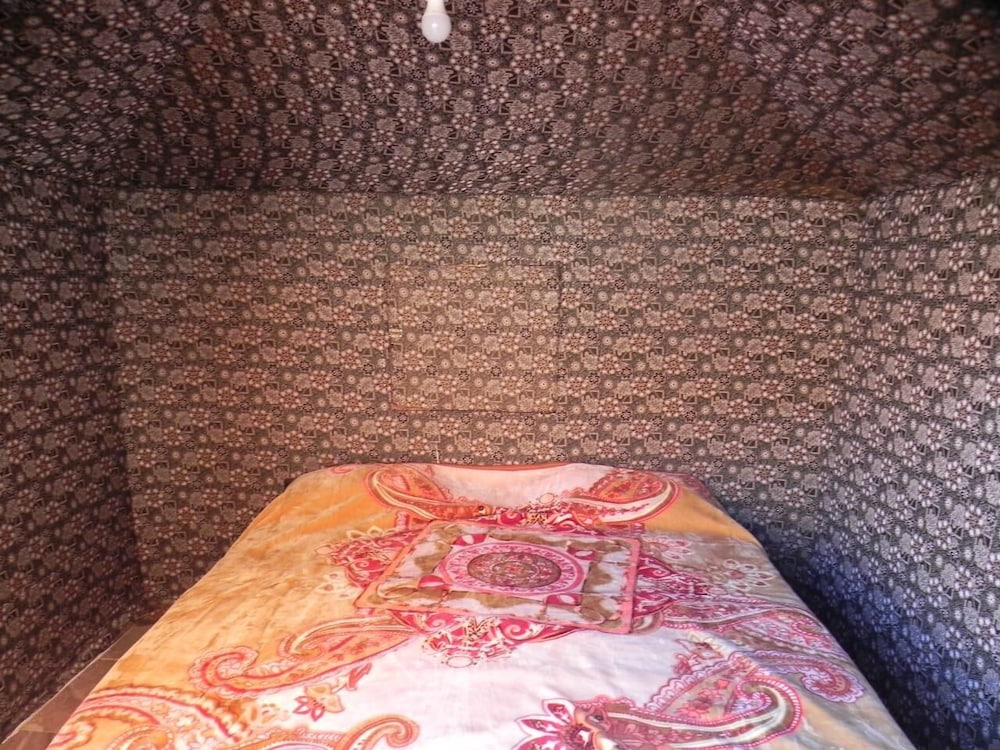 Explore Wadi rum camp