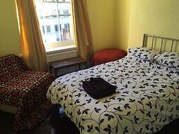 St Nicholas Street Apartment